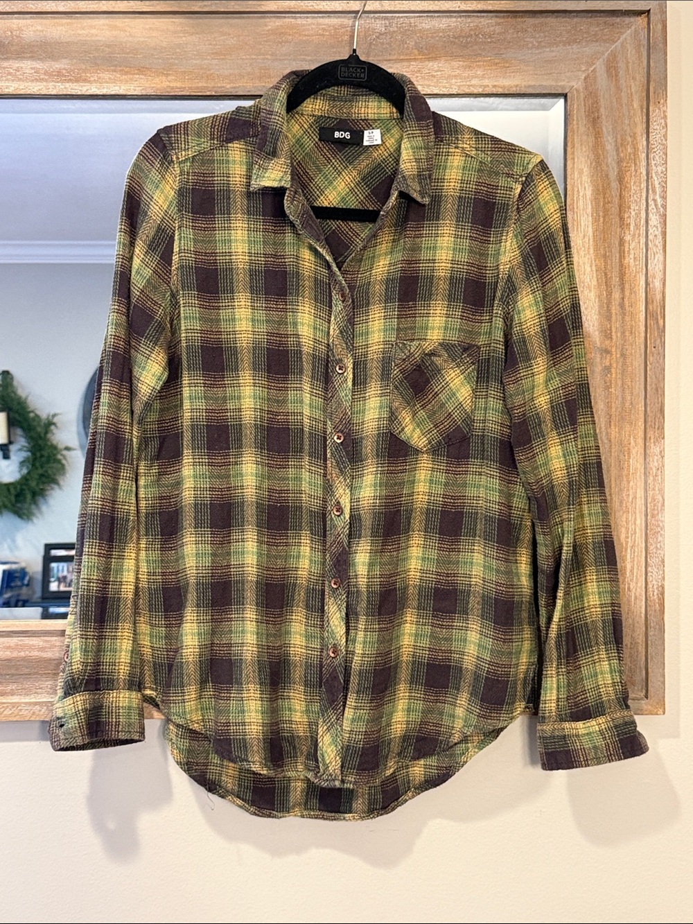 BDG Green & Brown Plaid Long-Sleeve Button Down Shirt